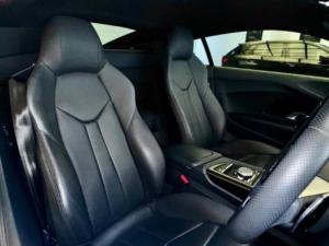 Audi R8 coupe V10 performance quattro - Image 7