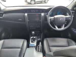 Toyota Fortuner 2.4GD-6 auto - Image 6