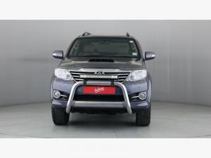 Toyota Fortuner 3.0D-4D 4x4 Heritage Edition - Image 4