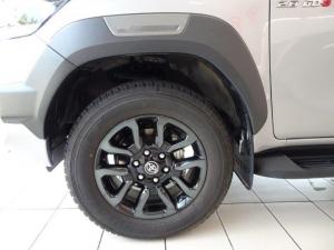 Toyota Hilux 2.8 GD-6 RB Legend RS automaticD/C - Image 8