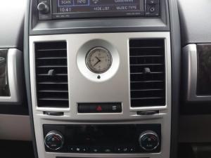 Chrysler Grand Voyager 3.8 Limited automatic - Image 19