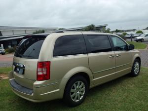 Chrysler Grand Voyager 3.8 Limited automatic - Image 5