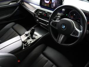 BMW 5 Series 520d M Sport - Image 12