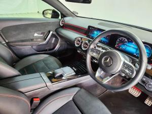 Mercedes-Benz A200d Progressive - Image 8