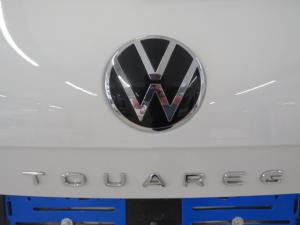 Volkswagen Touareg 3.0 TDI V6 Executive - Image 23