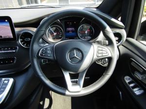 Mercedes-Benz V300d Exclusive - Image 13