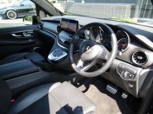 Mercedes-Benz V300d Exclusive - Image 14