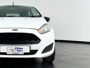 Ford Fiesta 1.4 Ambiente 5 Dr - Image 4