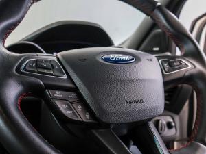 Ford Kuga 2.0T AWD ST Line - Image 20