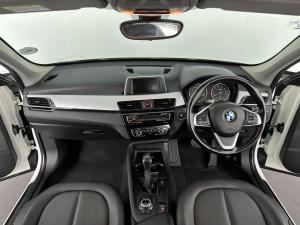 BMW X1 sDRIVE18i automatic - Image 9
