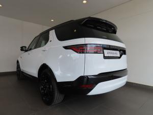 Land Rover Discovery D300 Dynamic SE - Image 6