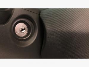 Nissan NP200 1.6i safety pack (aircon) - Image 25