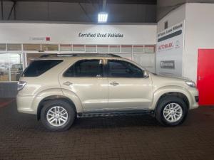 Toyota Fortuner 3.0D-4D 4X4 automatic - Image 10