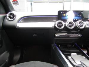Mercedes-Benz GLB 250 Progressive - Image 10