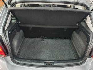 Volkswagen Polo Vivo hatch 1.4 Comfortline - Image 12