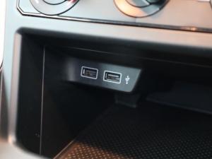 Volkswagen Polo hatch 1.0TSI Comfortline - Image 17
