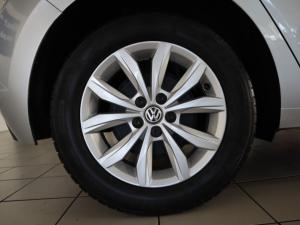 Volkswagen Polo hatch 1.0TSI Comfortline - Image 23