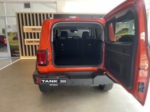 GWM Tank 300 2.0T HEV Super Luxury 4x4 - Image 8