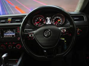 Volkswagen Jetta 1.4TSI Comfortline auto - Image 6
