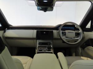 Land Rover Range Rover P530 First Edition - Image 11