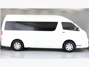 Toyota Hiace 2.5D-4D bus 14-seater GL - Image 10