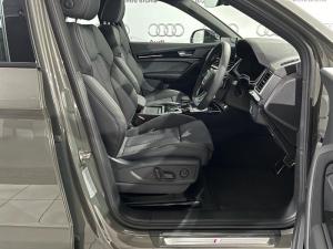 Audi Q5 Sportback 40 TDI Quattro S Line Stronic - Image 2