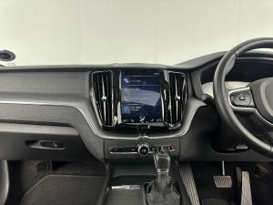 Volvo XC60 D4 Momentum Geartronic AWD - Image 12