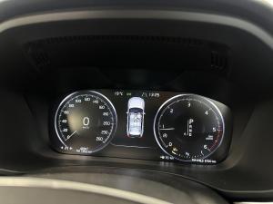 Volvo XC60 D4 Momentum Geartronic AWD - Image 13