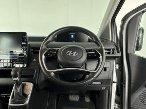 Hyundai Staria 2.2D Executive automatic - Image 9