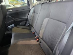 Volkswagen Polo hatch 1.0TSI Comfortline - Image 11