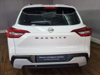 Nissan Magnite 1.0 Visia manual