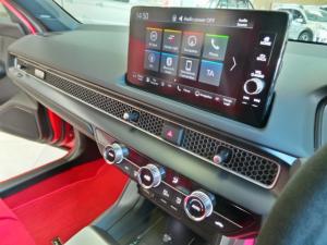 Honda Civic Type R - Image 17