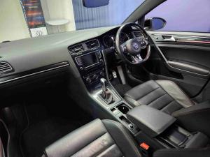 Volkswagen Golf GTI - Image 9