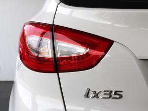 Hyundai ix35 2.0 Elite - Image 10