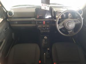 Suzuki Jimny 1.5 GLX AllGrip 5-door manual - Image 6