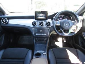 Mercedes-Benz CLA200 automatic - Image 9
