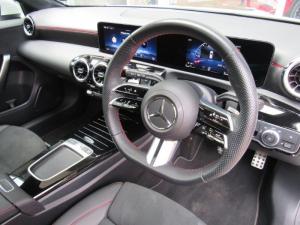 Mercedes-Benz A200 automatic - Image 9