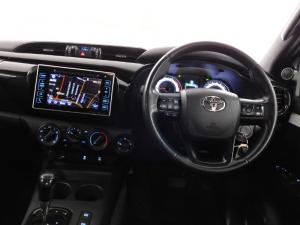 Toyota Hilux 2.8 GD-6 RB Raider 4X4 automaticE/CAB - Image 6