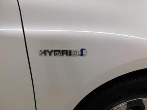 Toyota Corolla 1.8 XS Hybrid CVT - Image 6