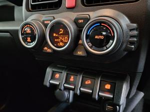 Suzuki Jimny 1.5 GLX AllGrip 5-door auto - Image 17