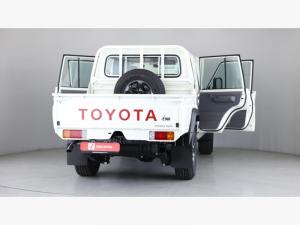 Toyota Land Cruiser 79 2.8GD-6 double cab - Image 15