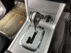 Nissan Pathfinder 2.5 dCi SE automatic - Image 6