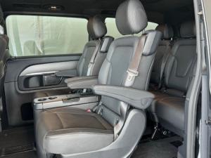 Mercedes-Benz V-Class V300d Exclusive - Image 4
