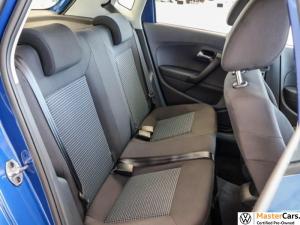 Volkswagen Polo Vivo 1.6 Comfortline TIP - Image 16