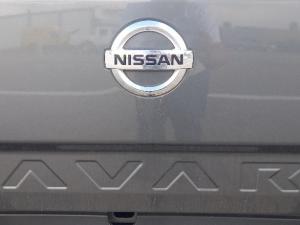 Nissan Navara 2.5DDTI LE automatic D/C - Image 11
