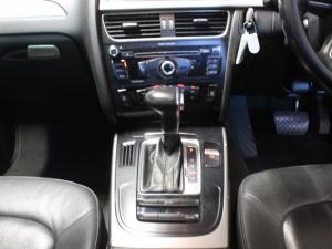 Audi A4 2.0TDI SE auto - Image 11