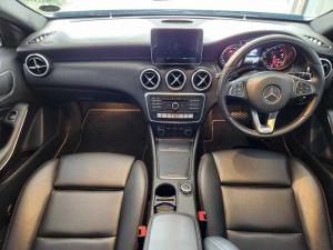 Mercedes-Benz A 220d Style automatic - Image 7