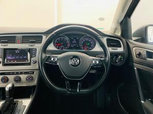 Volkswagen Golf 1.4TSI Comfortline auto - Image 13