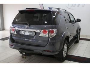 Toyota Fortuner 3.0D-4D Raised Body automatic - Image 2