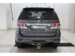 Toyota Fortuner 3.0D-4D Raised Body automatic - Image 4